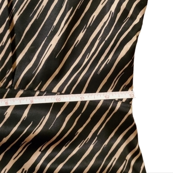 BETSEY‎ JOHNSON VINTAGE SILK DRESS - Picture 9 of 10